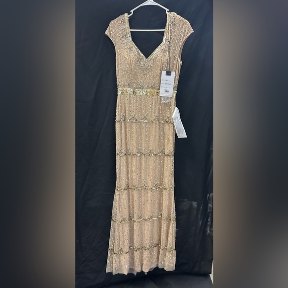 MAC DUGGAL 9089 NWT Cap Sleeve Sweetheart Neckline Beaded Sequin Column Gown - Picture 4 of 11